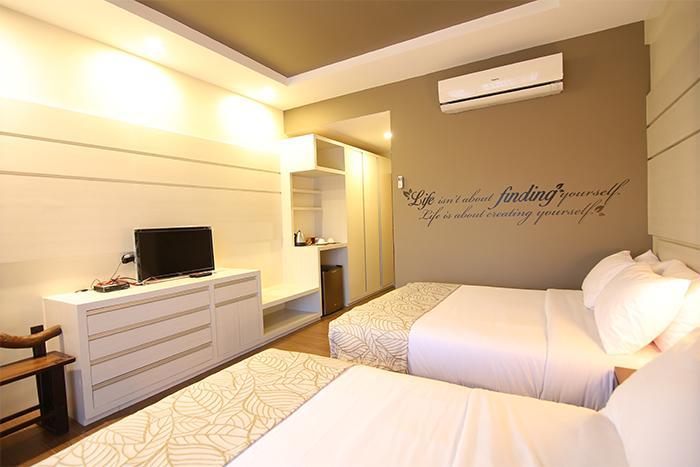 Nayomi Sanctuary Resort Batangas Exterior foto